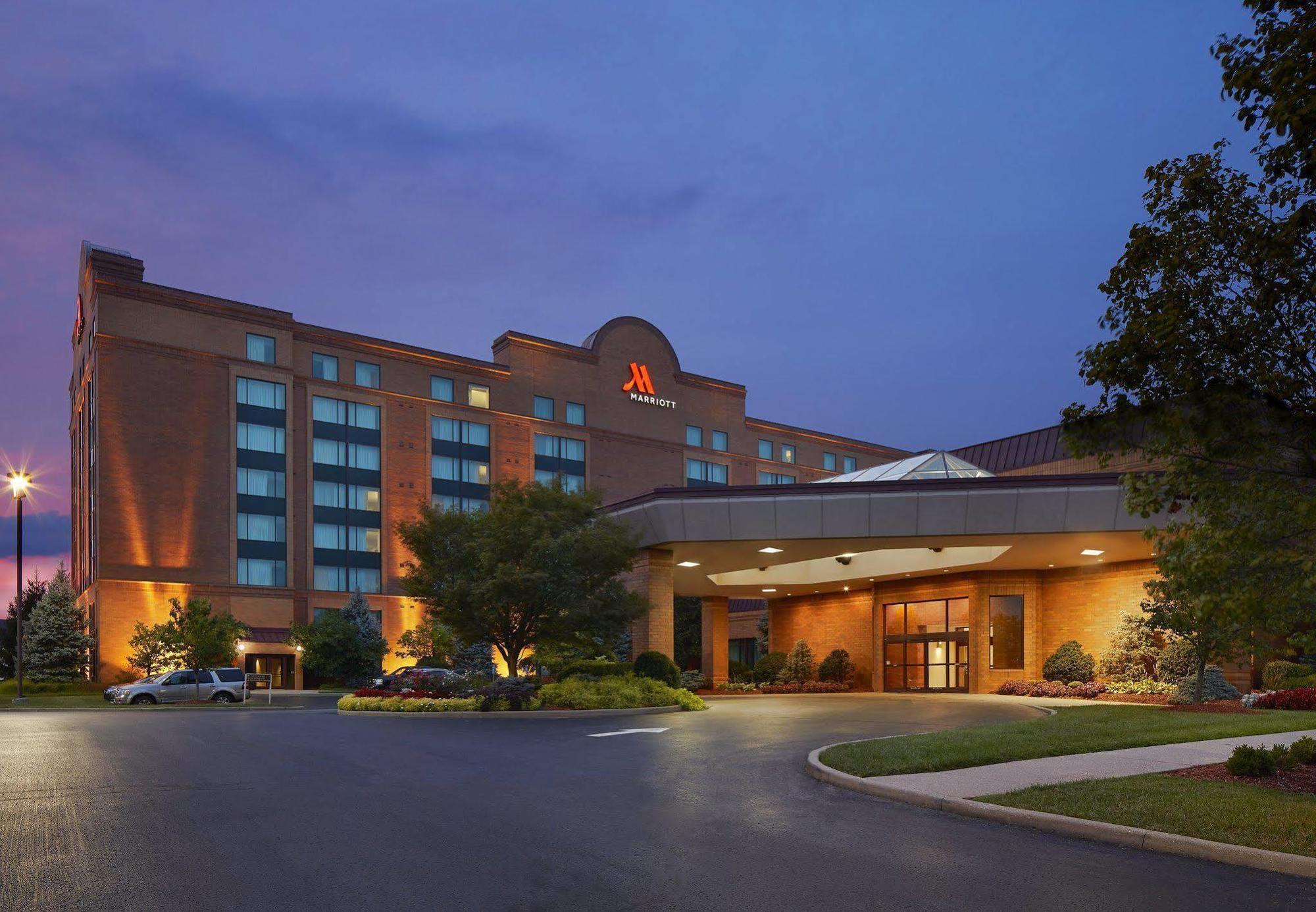 Marriott Cincinnati Airport Hebron Exterior photo